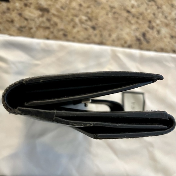 Authentic Gucci GG Supreme Continental Navy Coated Canvas Wallet - Picture 4 of 15